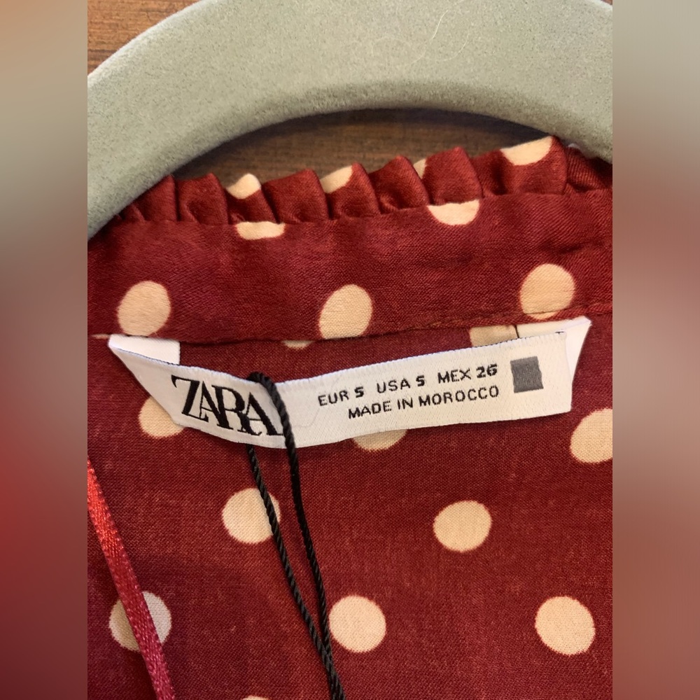 NWOT Women ZARA POLKA DOT SILKY / SATIN MINI DRESS BLOGGERS FAV Wine Small (Q) - Picture 8 of 12